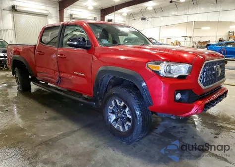 2018 Toyota Tacoma Double Cab z USA, uszkodzony, nr VIN 3TMDZ5BN7JM047117